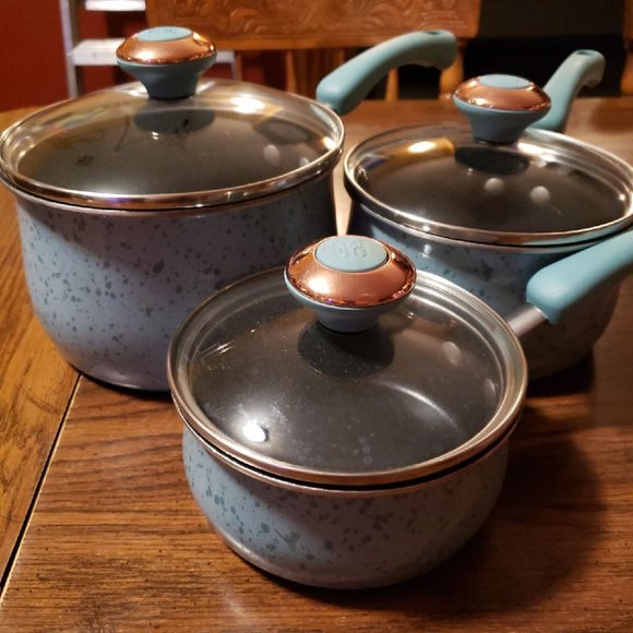 Saucepan set - Picture 1 of 2